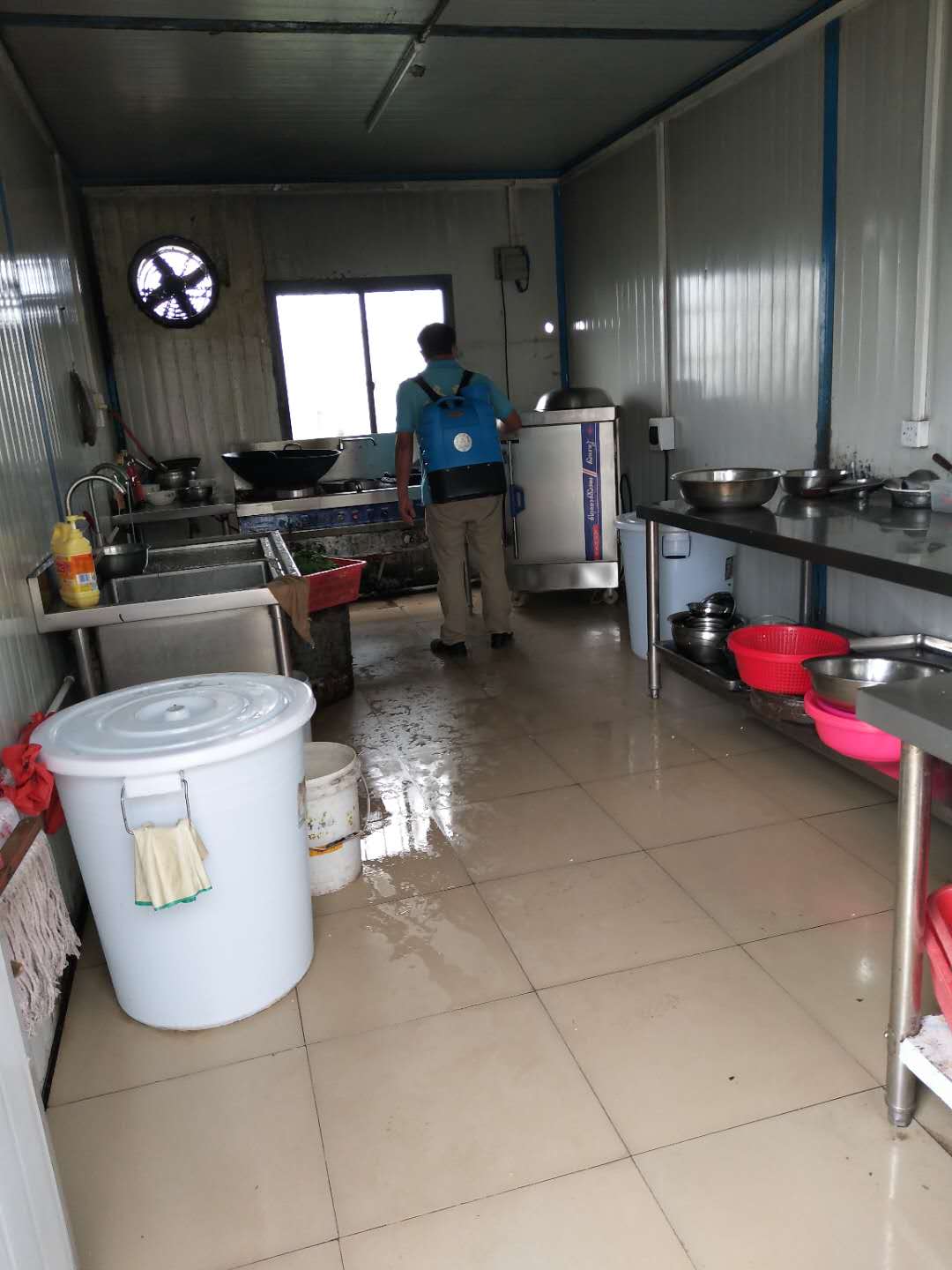 1697685066173504.jpg 1697685066173504.jpg